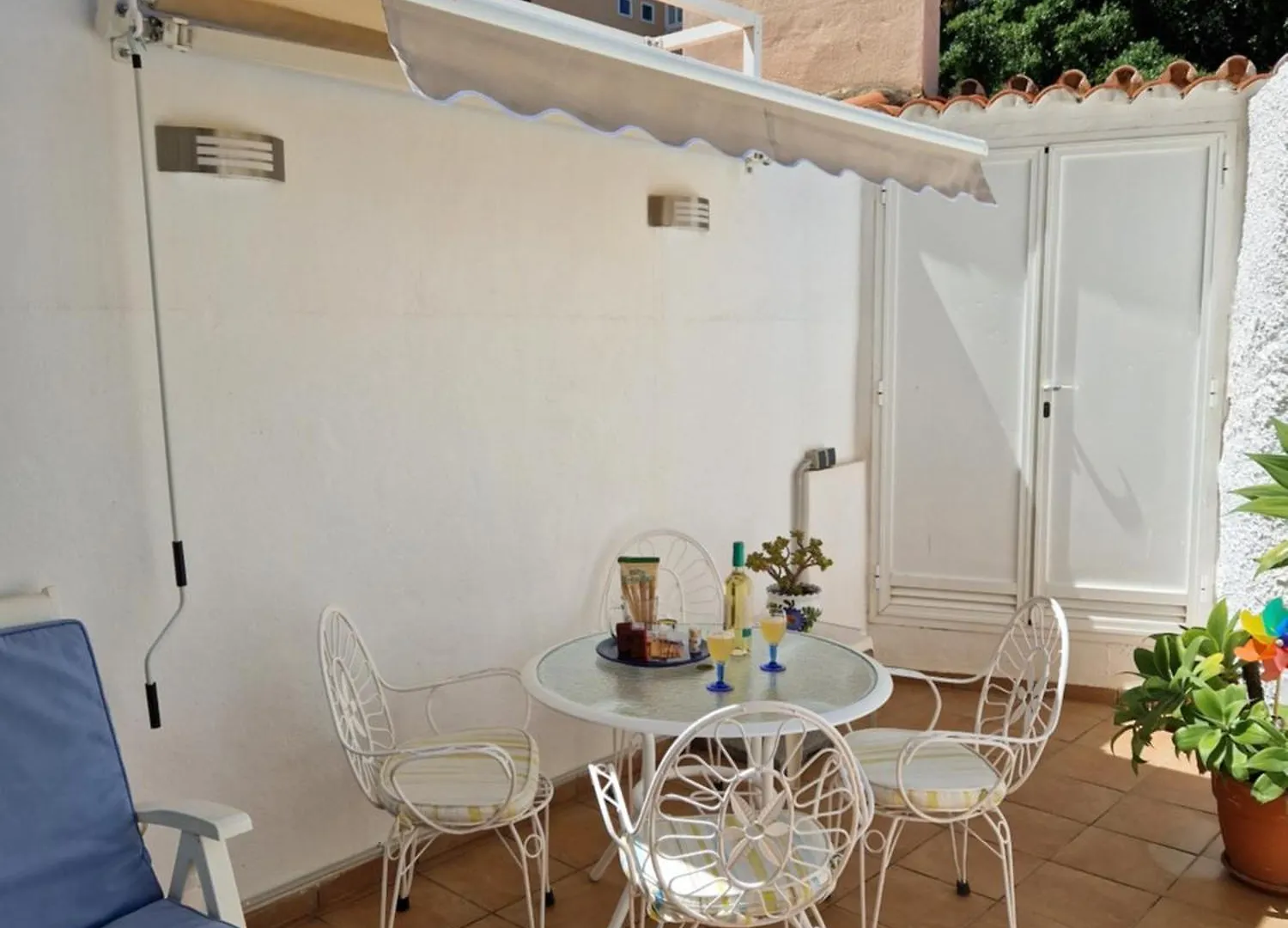 San Antonio - Beach, Pool And Terrace Torremolinos